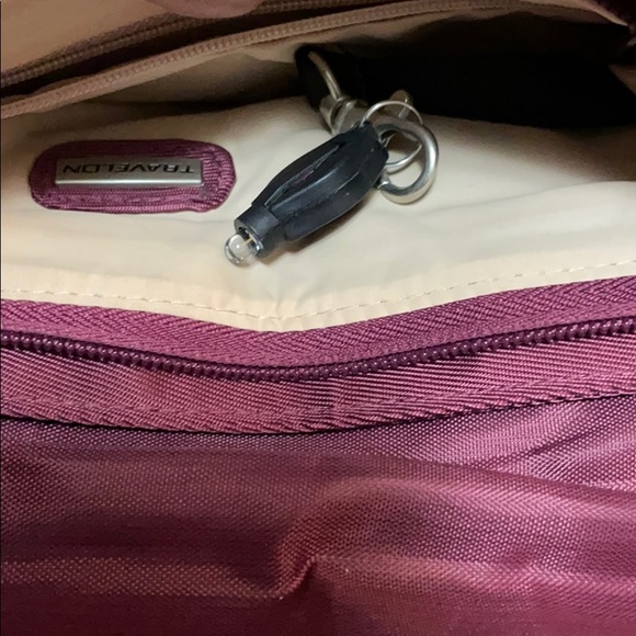 Wine Travelon Anti-Theft Crossbody Purse - Picture 4 of 12